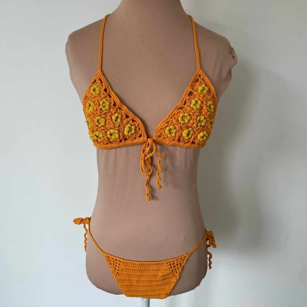 Cult Gaia Alivia Halter Orange Marigold Floral Crochet Bikini Swimsuit NWOT Sz L - Picture 6 of 12